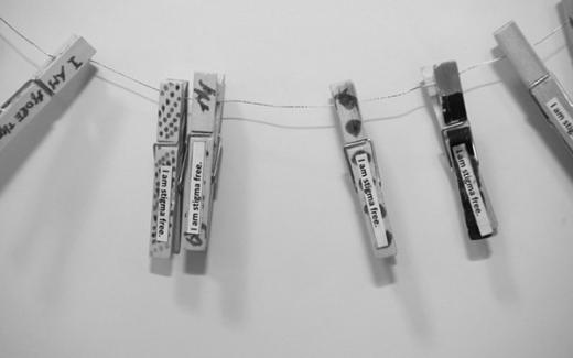 ClothesPins-BW